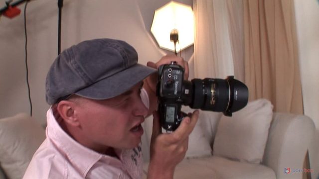 Dunia Porno – Jess, Memek Merah Muda Di Fotografer Ngentot Pantat Bintang Bokep Genit & Genia Di Lokasi Syuting Gp1921