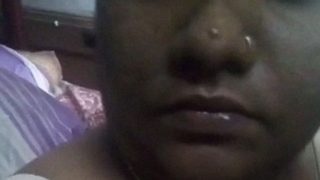 Tante Tamil Bugil Pose Mesum Di Kamar Mandi