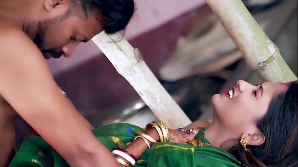 Desi Bhabhi Digoda Devar Ke Saath Bahar Khule Mein Gandagi Bhare Awaz Mein
