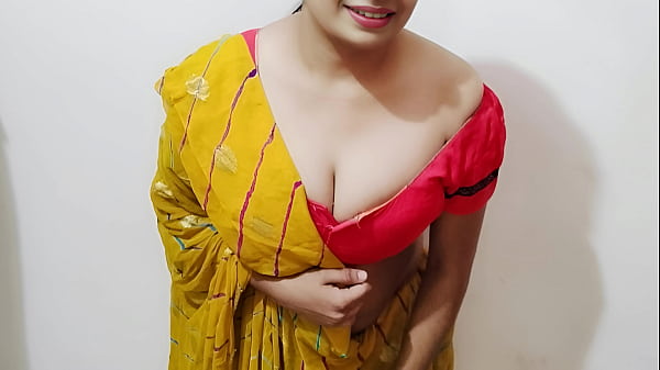भाभी ने देवर का हाथ में लंड पकड़ा और फिर उसके बड़े लंड से मजबूत चुदाई हुई