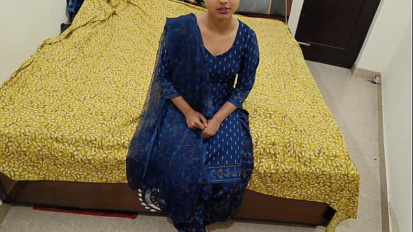 गाँव की बस्ती की मासूम लड़की को पिज़्ज़ा खिलाकर उसके मुँह और योनि का मजा लिया