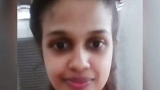 Gadis Mallu Dari Kottayam Pamer Foto Bugil Diri Sendiri