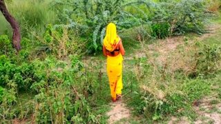 Tonton Video Seru Seorang Wanita Nakal Di Luar Ruangan India Yang Bikin Panas.
