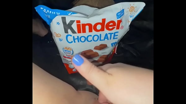 Gairah Mewah Nan Aneh – Fetish Makanan Mesum – Cokelat Lumer Di Memek Perawan Arab 18 Tahun – Ngesek Jari Amatir – Putri Salju Arab Di Beverly Hills Los Angeles Amerika – 2025 – Pengen Colmek Bbc Sekarang Juga