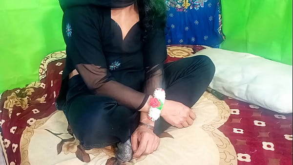 Bhabhi Muslim Seksi Berdaster Dihardcore Anal Kasar Sama Kontol Dever India, Ngentot Doggystyle Brutal