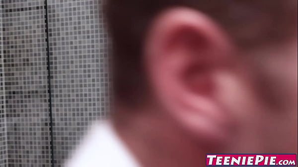 Ella Knox Pake Hijab, Tapi Dalemnya Penuh Creampie—sange Abis Buat Acara Ini.