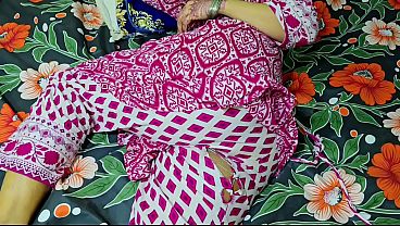 Ibu Tiri Celana Meledak, Anak Tiri Ngewe Bokong Bundar Sampai Muncrat.