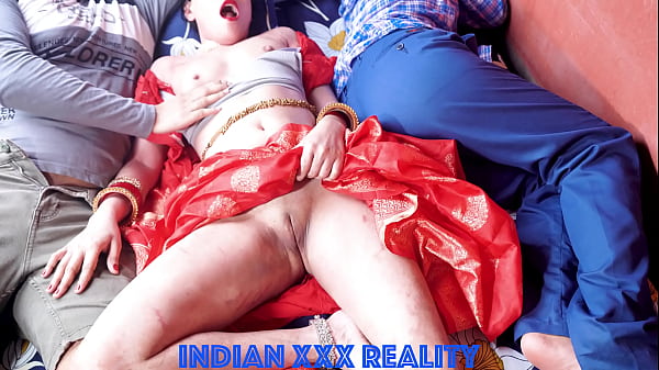 Ibu Tiri India Dan Anak Tiri, Adegan Panas Di Kamar, Bahasa Hindi