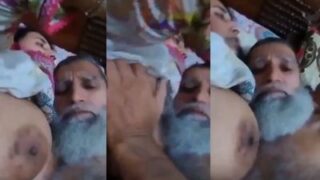 Bajingan Tua Ngentot Istri Anaknya Sendiri Di Desa Bangladesh.