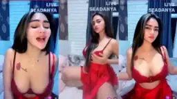 Lovata Toge Uting Ngintip — Ngintipin Tubuh Basah Keringetan, Bikin Tegang.