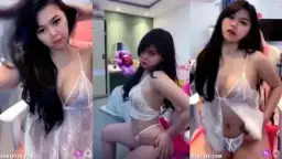 Vidio Miss Bintang Uting Coklat, Goyangin Tete Gede Sambil Ngeces, Bikin Pengen Colokin Jari.