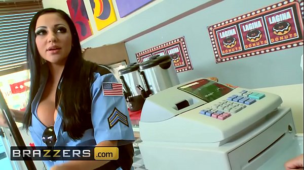 Bokep Seragam Montok – (audrey Bitoni, Honey White, Johnny Sins) – Krim Boston – Brazzers
