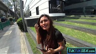 Bokep Thai Montok Mungil, Ibu Mertua Sange Berat Ngewe Brutal Sama Bule Gede
