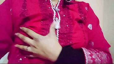 Desi Bhabi Ko Chod Ke Pani Nikaal Diya, Suara Hindi Basah