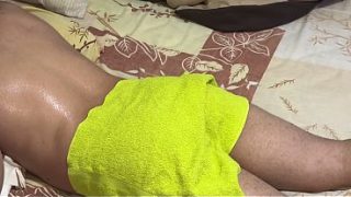 Mertua Montok Bongsor Bantu Mantu, Pijat Panas Bikin Gregetan.