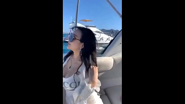 Cewek China, Kayaknya Emang Bikin Greget.