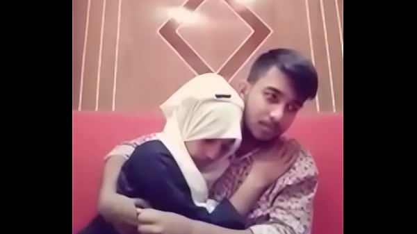 Desi Cewek Cowok Lagi Ciuman Mesum Di Hotel