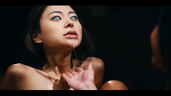 Upacara Sexy Berubah Jadi Ngewe Lesbi Panas Saat Cewek Asia Kehilangan Akal