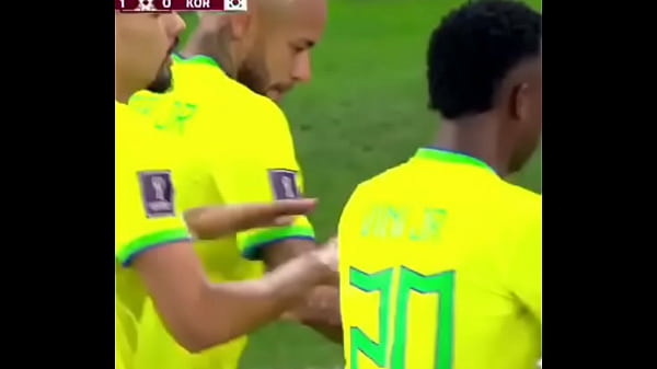 Brasil Tai Tusuk Tusuk Korea Sampe Keluar Air Mani Langsung Di Depan Mata!!! Neymar Dan Gengnya Pesta Sampe Keringatan