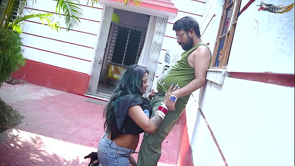 Desi Bengali Pasangan Ngentot Anal Keras Di Luar Ruangan, Suara Hindi Hot (film Lengkap)