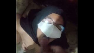 Cewek Indonesia Ngewe Di Kamar Mandi Sambil Minum Air Kencing, Suara Nafasnya Bikin Makin Liar
