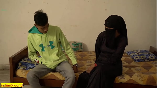 Cewek Jilbab India Ngentot Sama Temen Suami! Istriku Digebukin