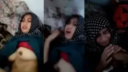 Ibu Guru Jilbab Viral Digebukin Murid Sendiri Sampe Nggak Kuat Nahan.
