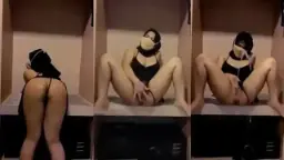 Jilbab Hitam Nyangkut Di Toket Gede, Jari Main Sambil Ngocok.