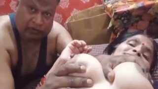 Tante Tua Pengen Ngewe Sama Tetangga Di Video Bokep Tante.