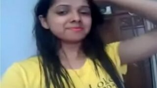 Video Desi Cewek Kesepian Colokin Memeknya Sendiri Sampe Basah