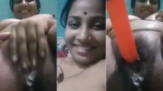 Video Tamil Aunty Lagi Colmek Pake Mainan, Bikin Makin Basah Dan Nafsu.