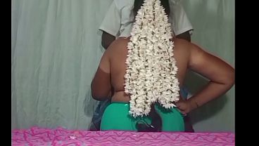 Desi Istri Tamil Hot, Ngentot Di Rumah