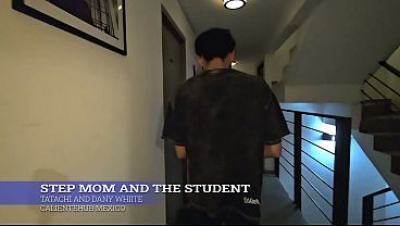 Ibu Tiri Lagi Ngajar Murid Panas, Udah Pada Basah Semua.