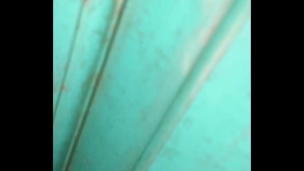 Ngintipin Istri Tetangga Kost Yang Sengaja Gak Kunci Pintu Pas Suami Kerja, Malah Digodain Ngentot.