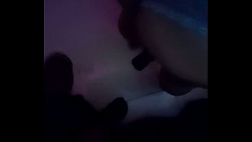 Mama Muda 31 Tahun, Pusing Lihat Kontol, Temennya Mabuk Sampe Crot Di Lantai.