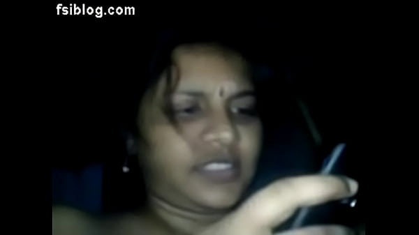 Suami Puas Lihat Istri India Malu-malu Tapi Nikmat.