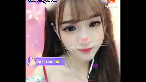 Tonton Cewek Asia Imut Ngomongin Hal-hal Panas Di Uplive Bikin Makin Tegang.