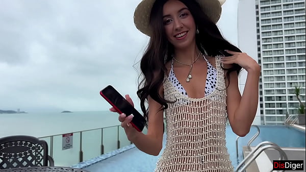 Blanca Cantik Dari Spanyol Pengen Cobain Kontol Putih Rusia Pas Liburan.