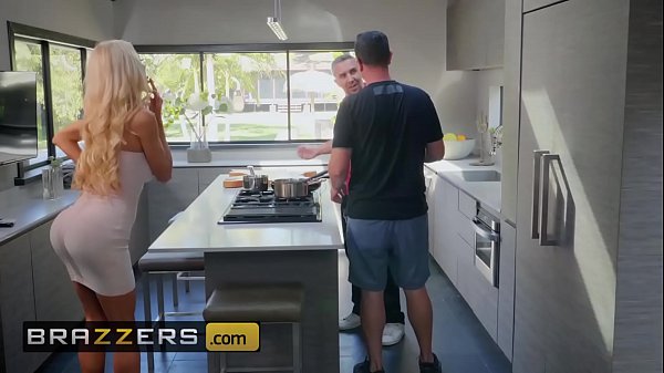 Istri Orang Cerita – (courtney Taylor, Keiran Lee) – Courtney Pinjem Tangan Buat Bantuin Suami Orang – Brazzers