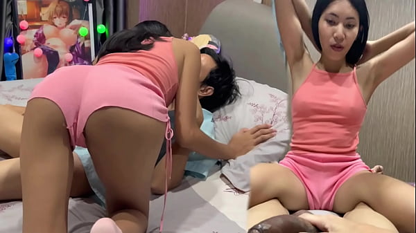 Nafsu Panas Sama Kakak Tiri, Dia Biarin Aku Rekam Semua Gerakannya!
