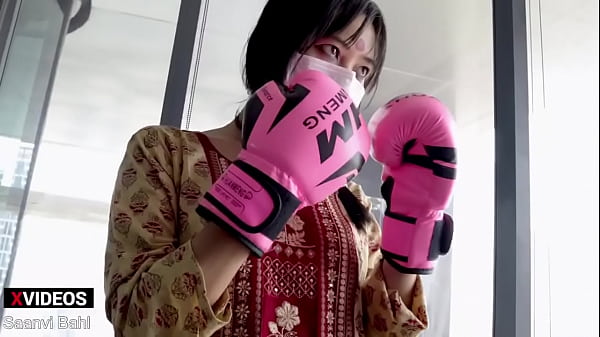 Desi Cewek Petarung Ufc, Pukulannya Bikin Makin Basah, Jago Banget