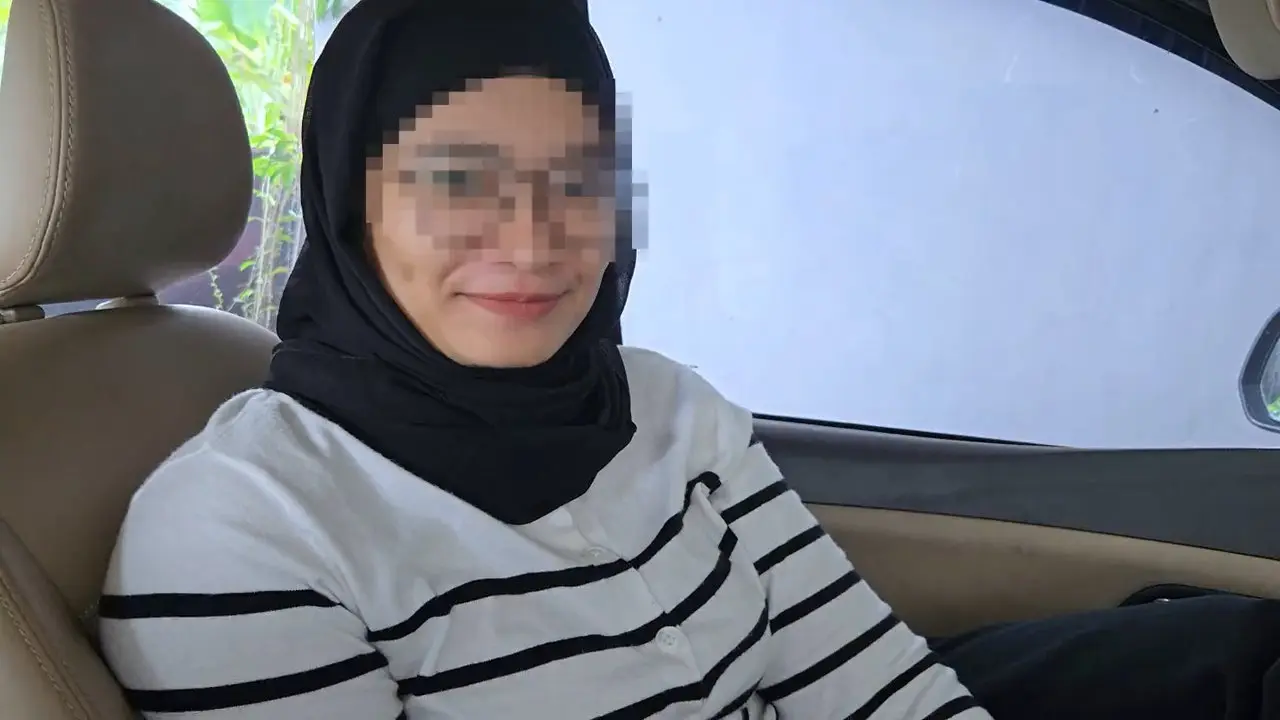 Minokiiko Puasin, Ngentotin Sugar Daddy Biar Dapet Duit.
