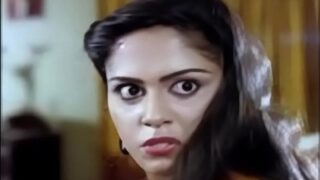 Pelacur Tamil Bergairah Menjebak Pelayan Dan Menidurinya Dengan Ganas