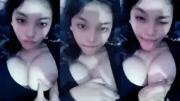Vcs Laras Pap Uting Sambil Melet Manjah, Bikin Makin Basah Dan Pengen Ngerasain Lebih Dalam.