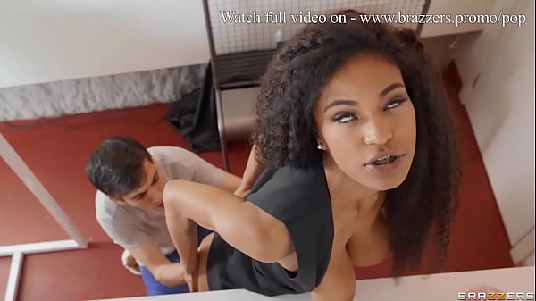 Nonton Full Film Tina Fire Di Brazzers: Jilat, Ngentot, Dan Mancrat Sambil Ngemil Popcorn