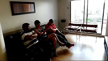 Gak Ada Tontonan Di Tv, Jadi Aku Ngewe Tukang Ledeng Sama Temen Suamiku, Crot Di Dalem Puas Banget.